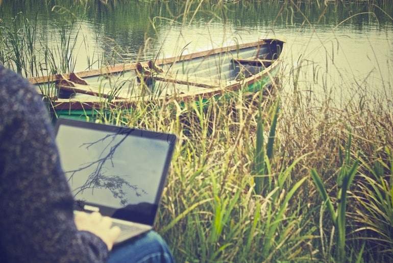 The Major Benefits Of Taking Your Work Outside